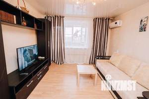 2-к квартира, посуточно, 60м2, 1/1 этаж