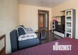 1-к квартира, посуточно, 42м2, 6/9 этаж