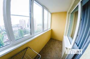 1-к квартира, посуточно, 49м2, 1/1 этаж