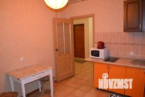 1-к квартира, посуточно, 46м2, 2/17 этаж