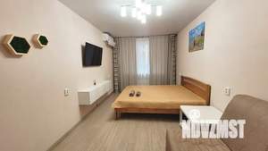 1-к квартира, посуточно, 39м2, 3/17 этаж