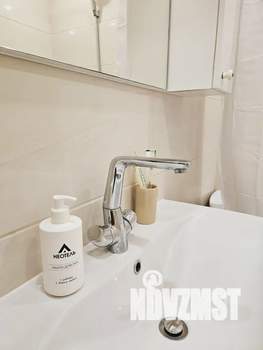 2-к квартира, посуточно, 45м2, 3/6 этаж