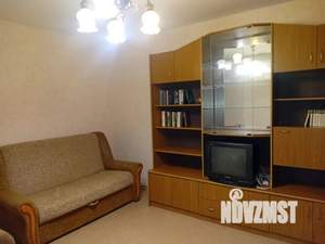 1-к квартира, посуточно, 40м2, 1/10 этаж