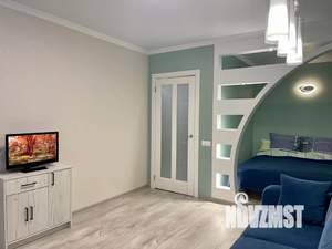 1-к квартира, посуточно, 40м2, 17/17 этаж
