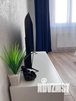 1-к квартира, посуточно, 37м2, 11/17 этаж