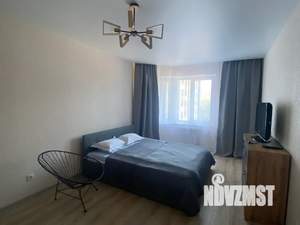 1-к квартира, посуточно, 43м2, 7/17 этаж