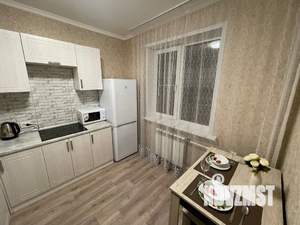 1-к квартира, посуточно, 39м2, 8/10 этаж