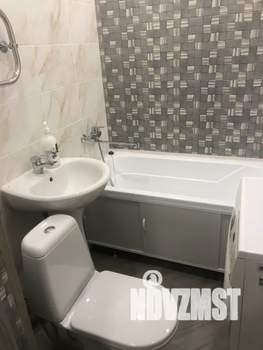 Студия квартира, посуточно, 31м2, 16/19 этаж