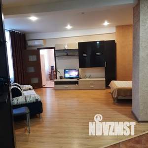 1-к квартира, посуточно, 54м2, 3/4 этаж