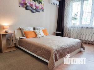 1-к квартира, посуточно, 37м2, 1/17 этаж