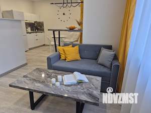 Студия квартира, посуточно, 32м2, 2/12 этаж