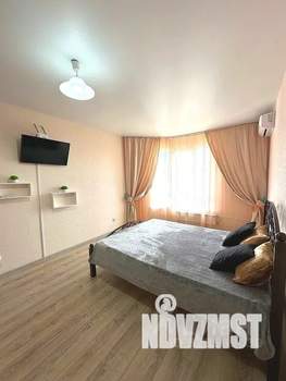 1-к квартира, посуточно, 42м2, 16/25 этаж