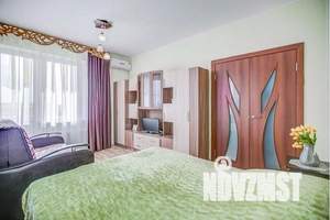 1-к квартира, посуточно, 40м2, 11/16 этаж