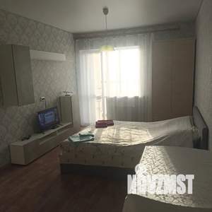 Студия квартира, посуточно, 30м2, 5/17 этаж