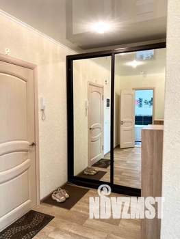 1-к квартира, посуточно, 42м2, 10/17 этаж