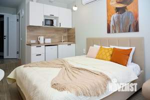 Студия квартира, посуточно, 25м2, 19/28 этаж