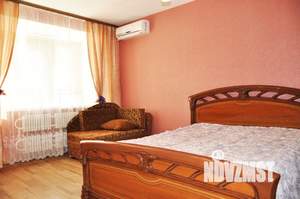 1-к квартира, посуточно, 45м2, 1/1 этаж