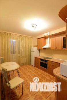 1-к квартира, посуточно, 49м2, 1/1 этаж