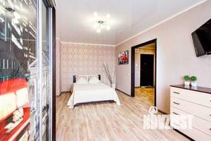 1-к квартира, посуточно, 50м2, 1/1 этаж