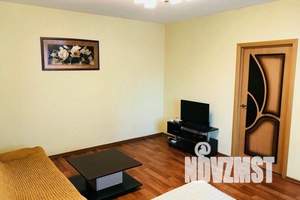 1-к квартира, посуточно, 40м2, 4/10 этаж