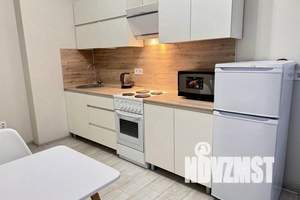 1-к квартира, посуточно, 38м2, 13/19 этаж