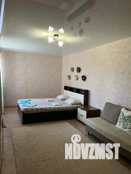 1-к квартира, посуточно, 41м2, 1/1 этаж