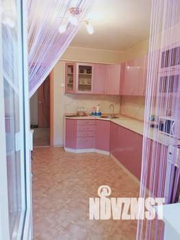 1-к квартира, посуточно, 47м2, 2/10 этаж