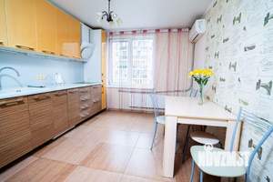 2-к квартира, посуточно, 79м2, 1/1 этаж