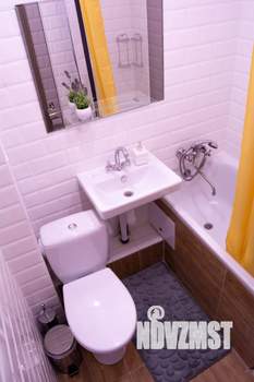 Студия квартира, посуточно, 29м2, 1/4 этаж