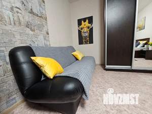 1-к квартира, посуточно, 42м2, 10/17 этаж