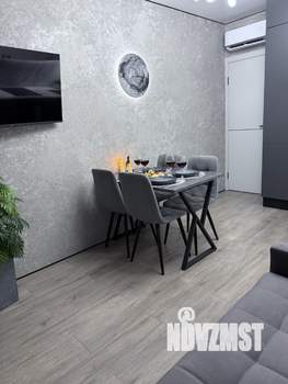 1-к квартира, посуточно, 42м2, 1/25 этаж
