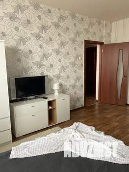 1-к квартира, посуточно, 40м2, 13/16 этаж