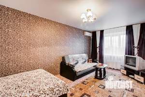 1-к квартира, посуточно, 42м2, 1/1 этаж