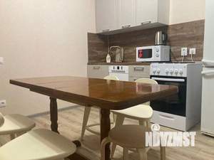 1-к квартира, посуточно, 38м2, 1/1 этаж