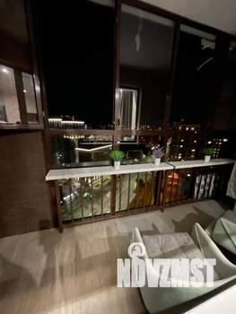 Студия квартира, посуточно, 32м2, 19/25 этаж