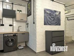 Студия квартира, посуточно, 32м2, 2/3 этаж