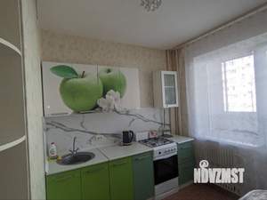 1-к квартира, посуточно, 35м2, 2/10 этаж