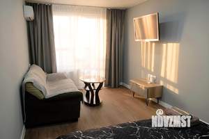 1-к квартира, посуточно, 41м2, 13/20 этаж