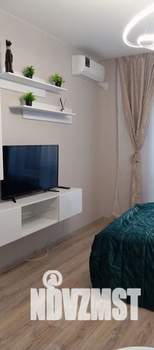 1-к квартира, посуточно, 38м2, 10/21 этаж