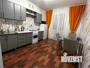 1-к квартира, посуточно, 42м2, 9/10 этаж