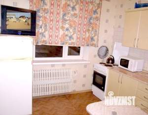 1-к квартира, посуточно, 45м2, 3/10 этаж