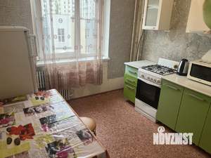 1-к квартира, посуточно, 40м2, 3/10 этаж