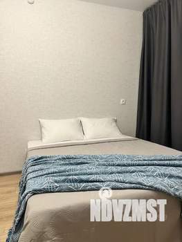 Студия квартира, посуточно, 22м2, 13/25 этаж