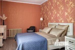 2-к квартира, посуточно, 78м2, 1/1 этаж