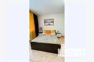 1-к квартира, посуточно, 37м2, 5/17 этаж