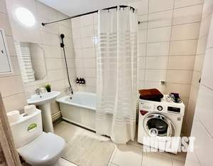 1-к квартира, посуточно, 41м2, 1/25 этаж