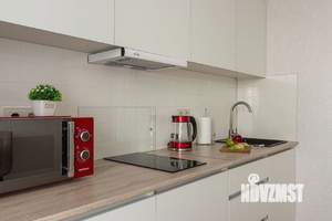 1-к квартира, посуточно, 44м2, 6/17 этаж