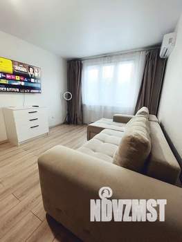 1-к квартира, посуточно, 40м2, 1/17 этаж