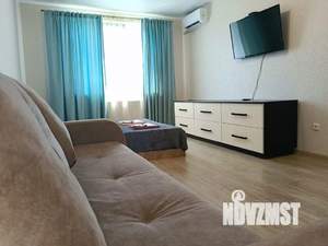 1-к квартира, посуточно, 37м2, 1/1 этаж