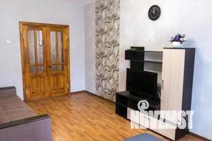 1-к квартира, посуточно, 48м2, 1/16 этаж